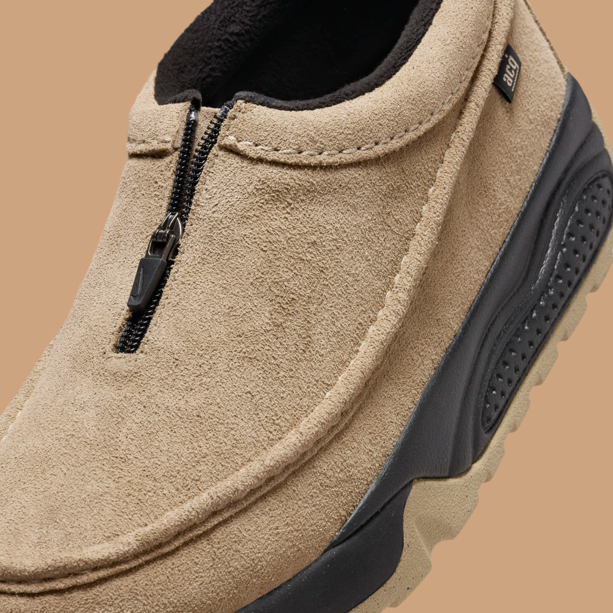 中古 Nike ACG IZY \"Khaki/Black/Limestone\" Nike Men's ACG Izy Khaki Limestone-Black-Limestone – LESS 17